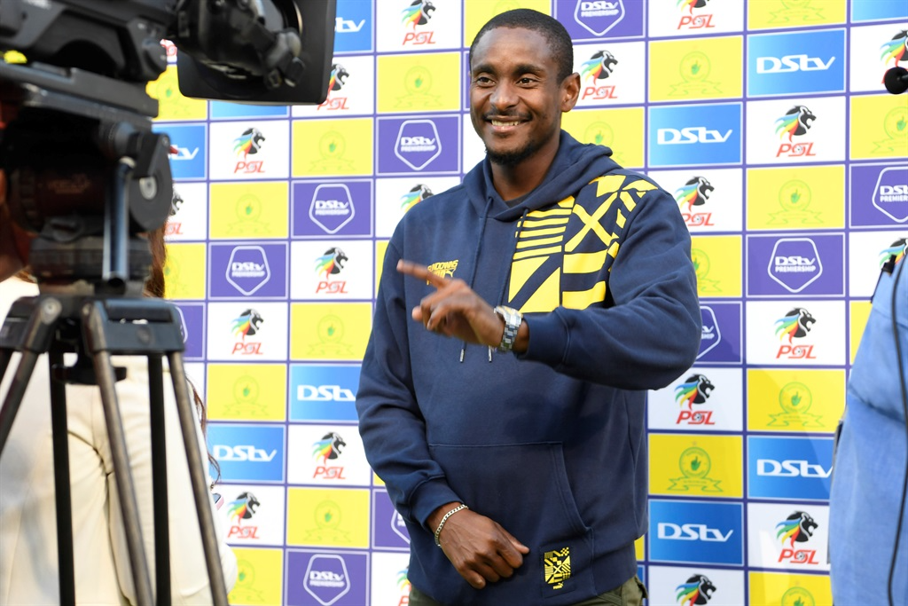 Sundowns Stars Earn Rulani’s Praise for Adjusting Well