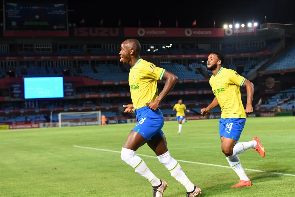 Shalulile Celebrates Return With Goal As Downs Make It 10 Wins In A Row…