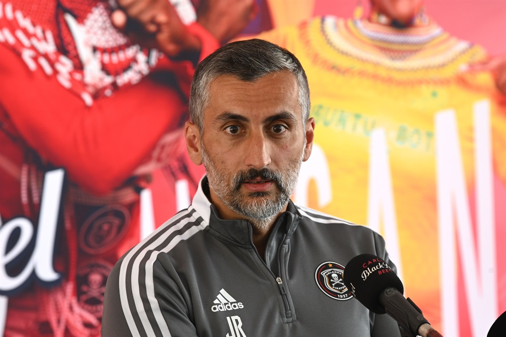 Pirates Striker Coach Shines In First Game, Riveiro Comments