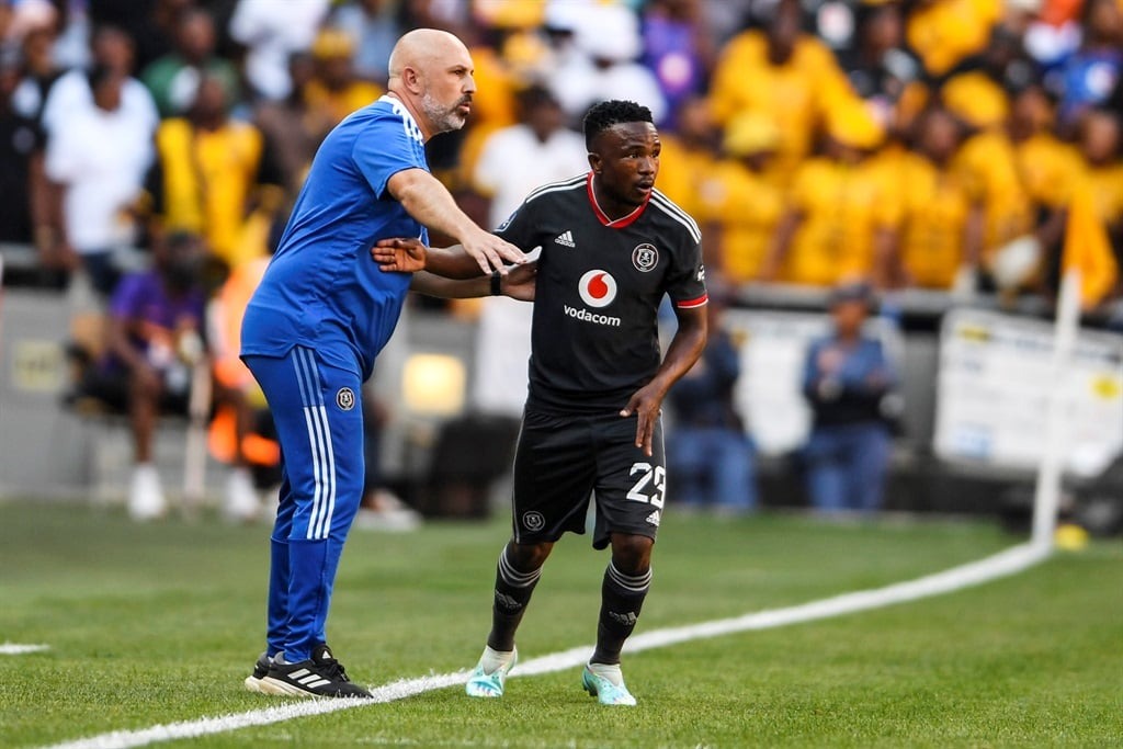 Pirates Coach Discusses Unconventional ‘Tactical Approach’ in Soweto Derby Against Chiefs