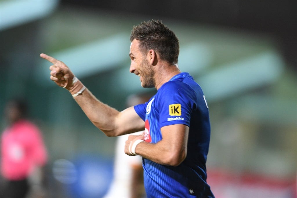 Grobler Hat-Trick Propels SuperSport Five Points Behind Downs