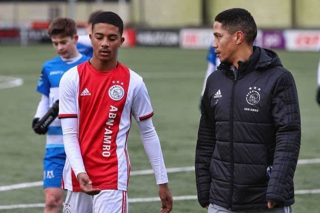 Steven Pienaar Secures New Role After Departure from Ajax