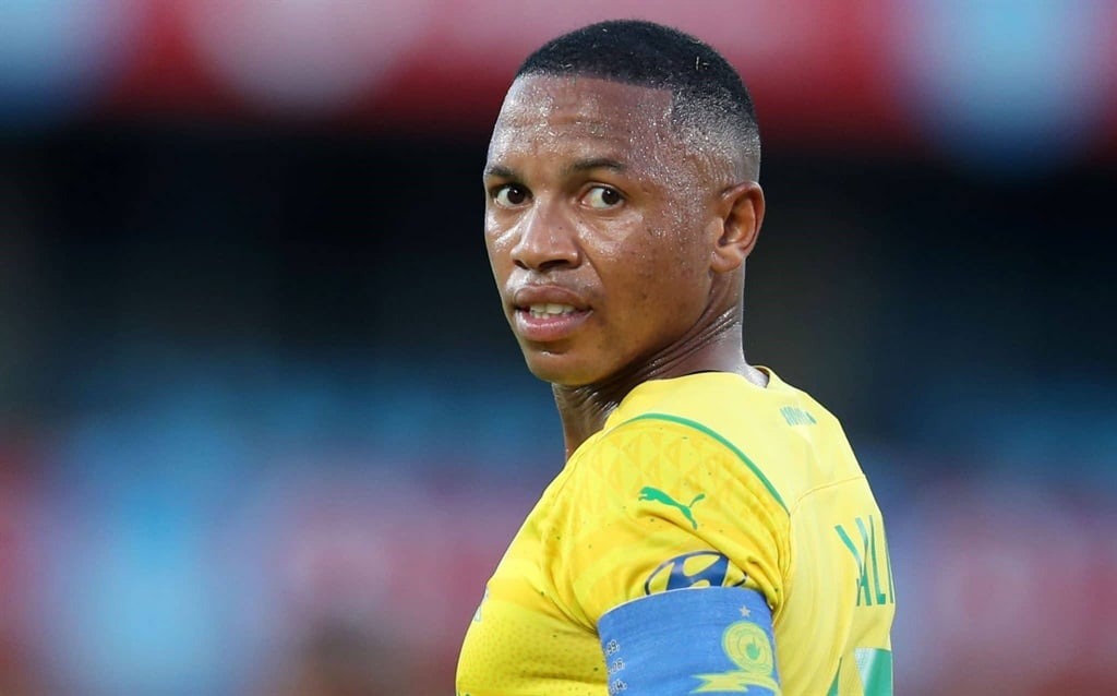 Jali Weighs His Options as Downs Protract Contract Talks